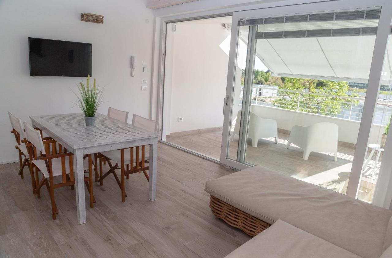 Aparthotel Marina Ponente Lido di Jesolo Exterior foto