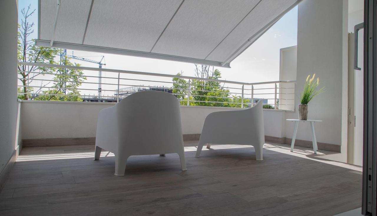 Aparthotel Marina Ponente Lido di Jesolo Exterior foto